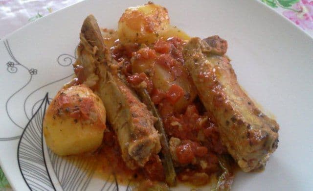 Costiță de porc în sos de legume
