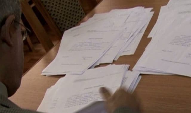 Profesorii au rămas blocaţi când au văzut ce a scris un elev în foaia de examen