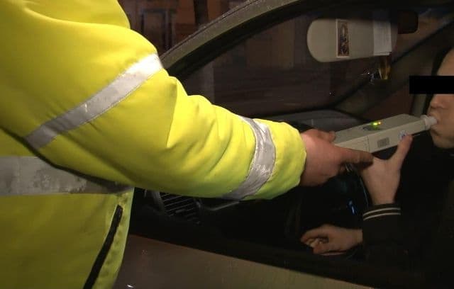 Șoferi depistați conducând sub influenţa alcoolului