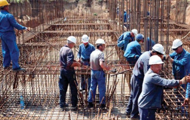 Muncitorii calificaţi în construcţii pot obţine contracte de muncă în Israel, prin ANOFM 