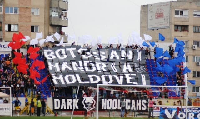 Jandarm botoșănean la meciul Legia Varșovia - FC Botoșani