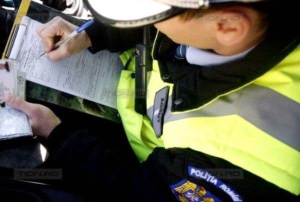  Material lemnos confiscat de polițiști într-o comună din județul Botoșani