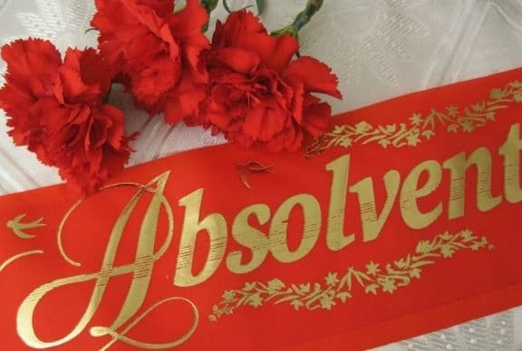 Din nou împreună după o jumătate de secol. Se întorc pentru o zi în anii copilăriei