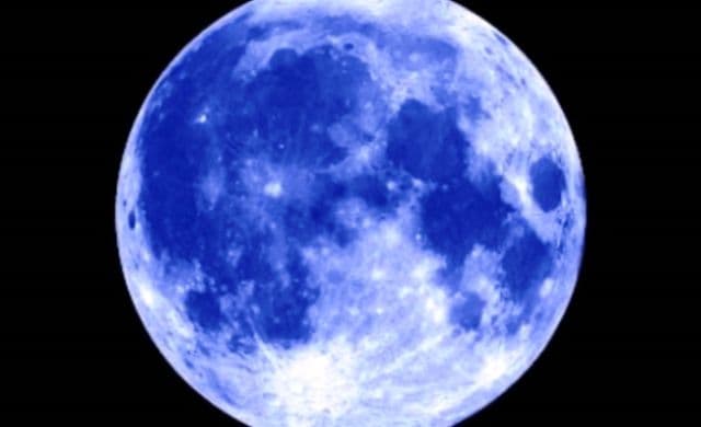 Vineri vom avea luna albastră! Cum ne va afecta pe toți fenomenul astronomic