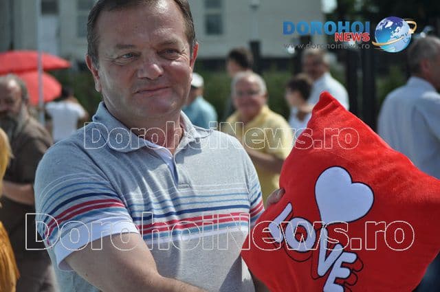 Dorin Alexandrescu, referitor la piscină: „Misiune îndeplinită! Dorohoienii se vor bucura dublu acum” - VIDEO