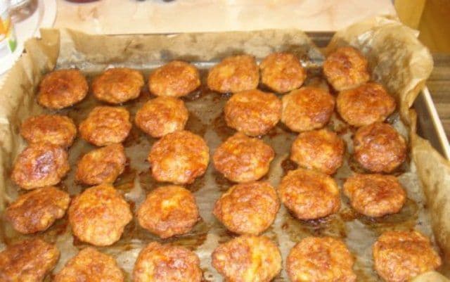 Chifteluțe din pui la cuptor