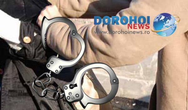 Bărbat reţinut de poliţişti, după ce a agresat și tâlhărit o femeie