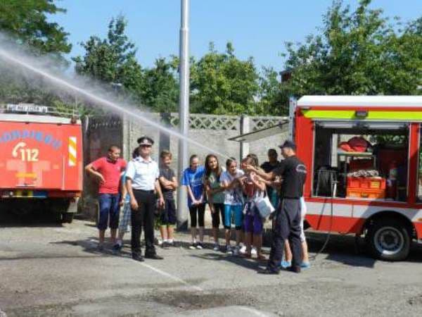 Tabăra de vară în domeniul situaţiilor de urgenţă este în plină desfăşurare