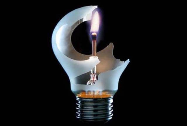 Lucrări E-ON - Vezi unde se opreşte curentul electric, miercuri, joi și vineri la Dorohoi