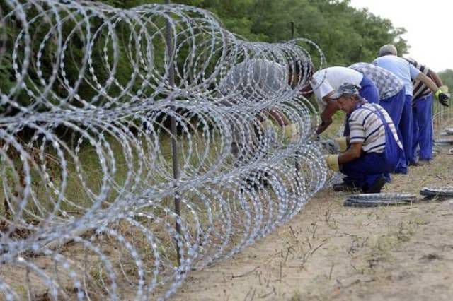Ungaria va construi gard dublu de-a lungul frontierei cu Serbia