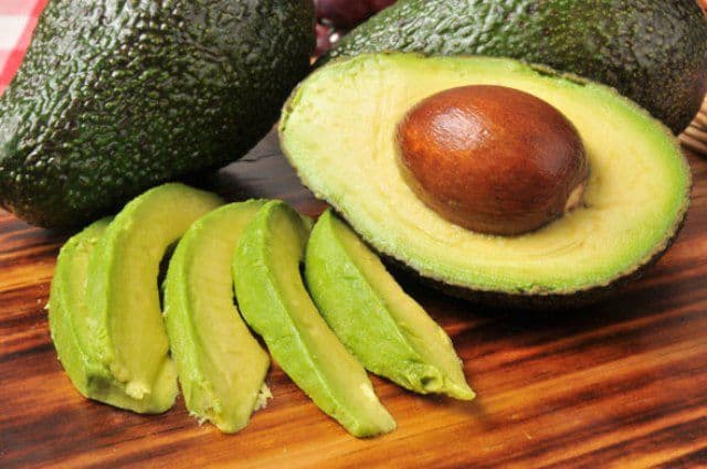 De ce este avocado unul din cele mai sănătoase fructe pentru copilul tău