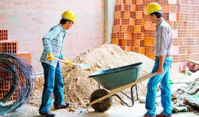 Muncitorii calificaţi în construcţii pot obţine contracte de muncă în Israel, prin ANOFM 