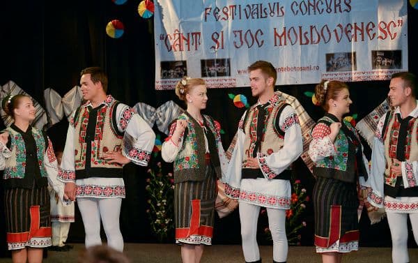 Festivalul Naţional de Muzică şi Dans Popular - „Cânt şi Joc Moldovenesc”
