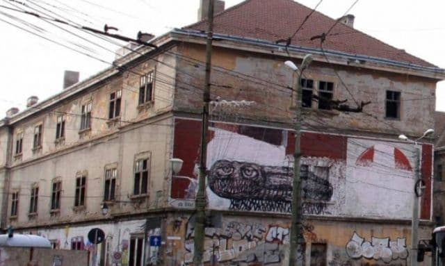 Primarii cer modificarea Codului Fiscal, în sensul suprataxării clădirilor neîngrijite