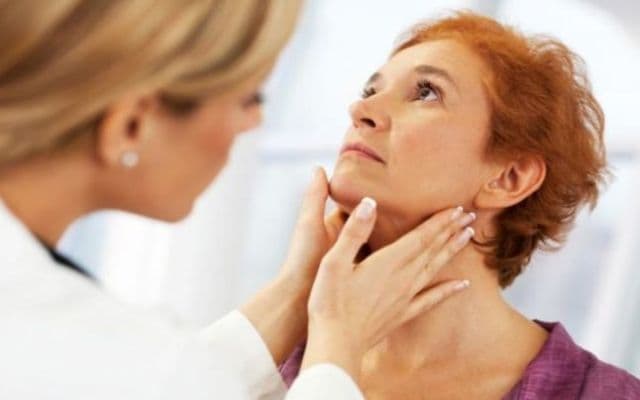 Obiceiuri care îţi afectează glanda tiroidă