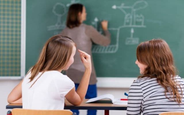 Inspectorii şcolari vor primi calificative: Ministerul Educaţiei a publicat noua metodologie de evaluare