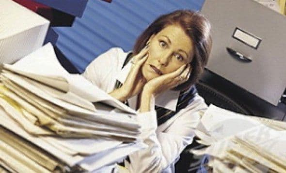 După Codul fiscal, se schimbă şi Codul Muncii. Topul noutăţilor pentru angajaţi