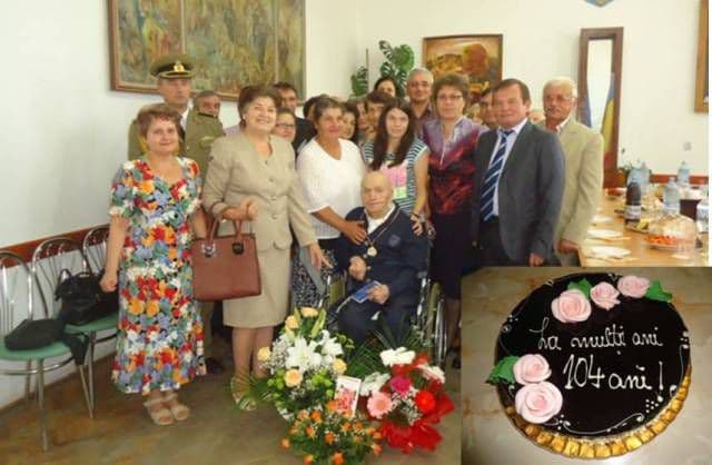 Veteran de război din Dorohoi, sărbătorit la împlinirea a 104 de ani cu primari, subprefect, prieteni și familie - FOTO