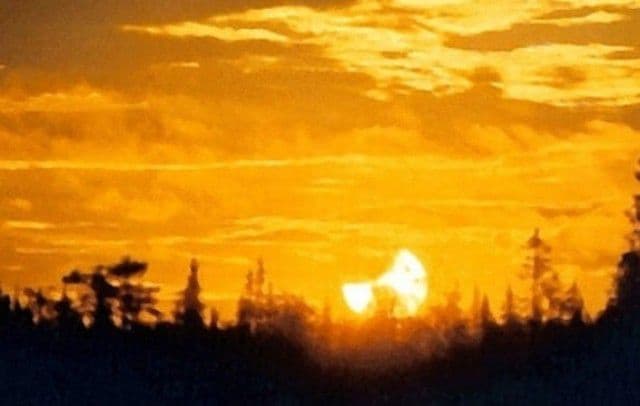 Avertizările astrologilor: Eclipsa parţială de soare de astăzi, aduce schimbări şi dezastre