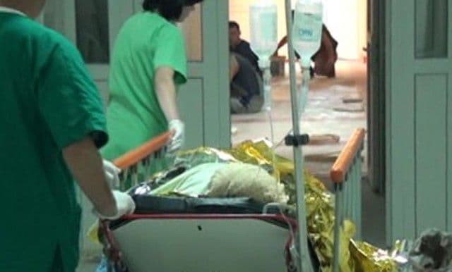 Unul dintre polițiștii răniți în explozia de ieri, internat în Secţia de Chirurgie Plastică