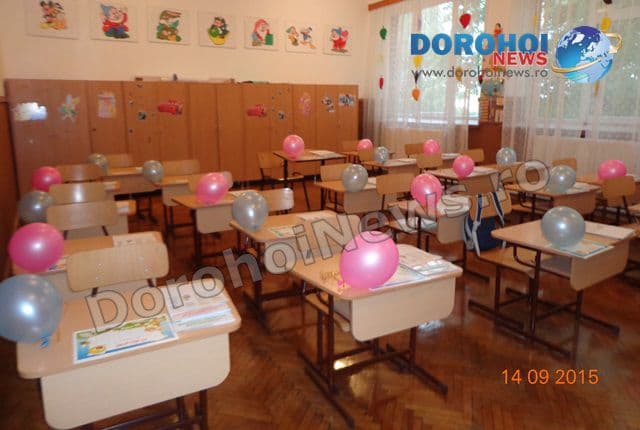 Școala Gimnazială Nr. 1 Dorohoi și-a deschis porțile pentru noul an școlar - FOTO