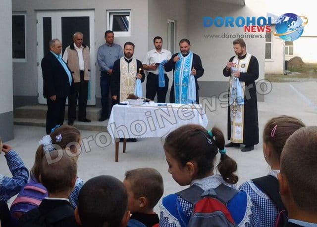 Locaș de învățământ sfințit în comuna Corlăteni - FOTO