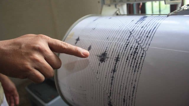 Cutremur de mangitudine însemnată în Vrancea, sâmbătă după-amiază. L-ai simţit?