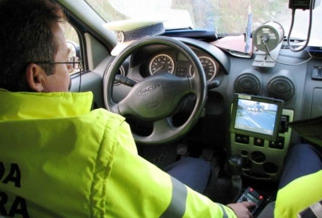 Cum poţi păcăli radarele poliţiei rutiere. Metoda a fost testată şi este foarte eficientă