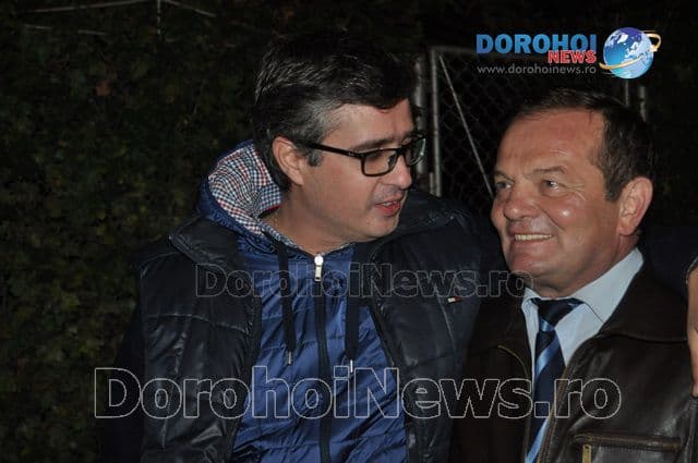 Andrei Dolineaschi și Dorin Alexandrescu au urat dorohoienilor „La Mulți Ani!” la debutul Zilelor Municipiului Dorohoi 2015 - VIDEO