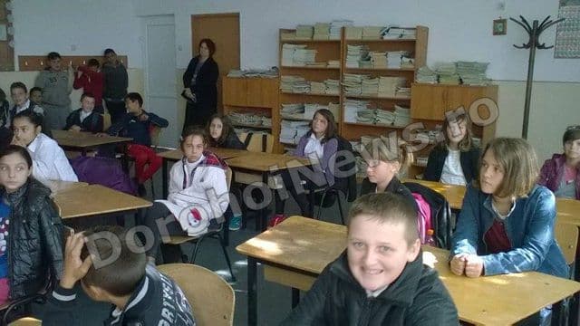 Campanie de informare şi educaţie sanitară în Școala Gimnazială nr.2 Ștefan cel Mare - FOTO