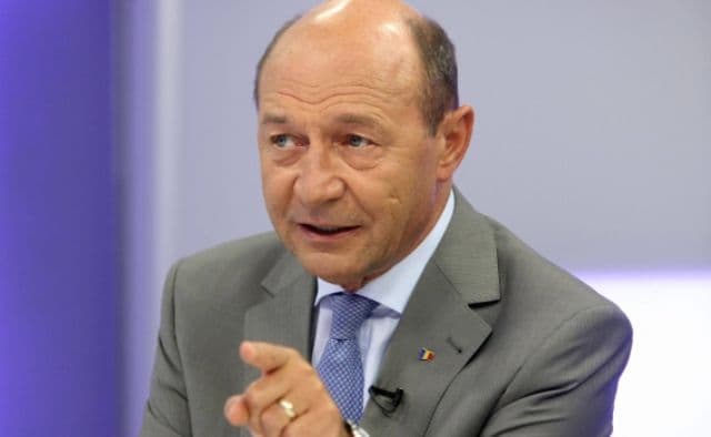 Băsescu: România putea fi oricând ţinta loviturilor aeriene ale Rusiei, în caz de conflict militar