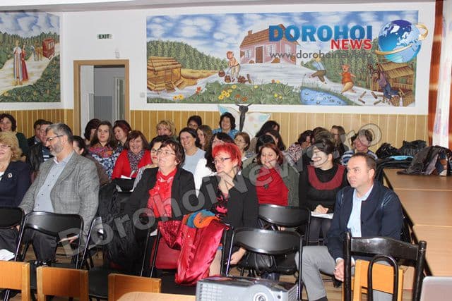Curs de perfecționare pentru cadre didactice organizat la Dorohoi de Fundația Star of Hope - FOTO