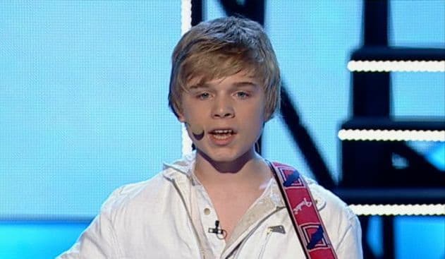 Adrian Aron a stârnit şiroaie de lacrimi pe scena „Românii au Talent” în 2013. Ce s-a ales de băiatul cu chip de înger!