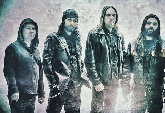 O formaţie rock anunţă că nu va mai concerta până când fumatul nu va fi interzis în cluburi