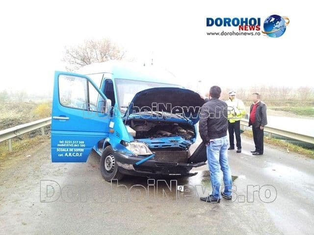 Accident grav de circulație produs la Leorda! Microbuz plin cu călători izbit de un autoturism - FOTO