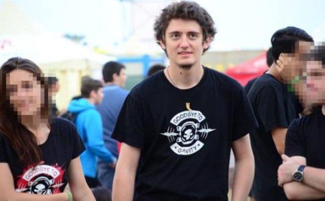 Ionuţ Maior a murit salvându-şi soţia de la incendiu cu trupul său