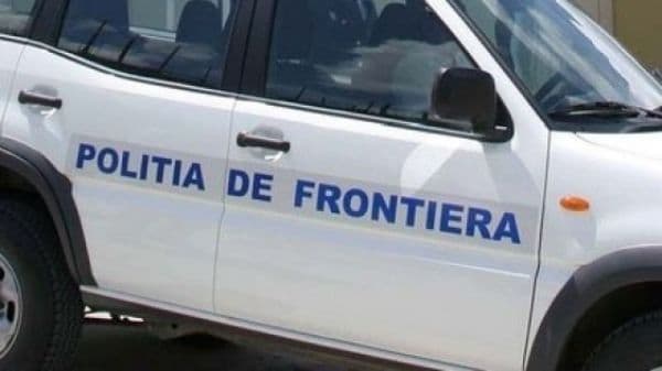 Patru autovehicule cu ITP-ul expirat, depistate în trafic de polițiștii de frontieră