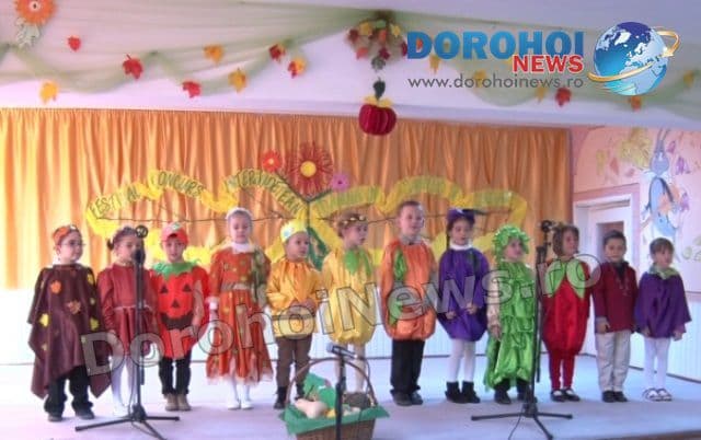 Festival Concurs Interjudeţean  la Dorohoi „Toamna în cântec şi culoare” - ediţia a IV-a - FOTO