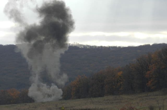 Peste 400 de elemente de muniţie, distruse la Copălău - FOTO