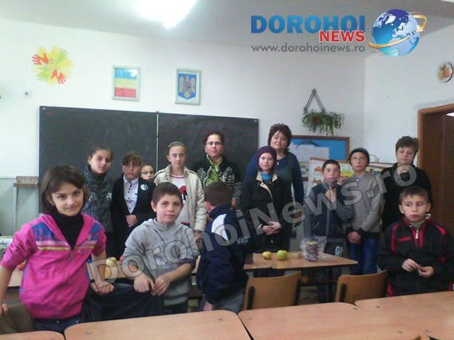 Bucuria de a dărui la Liceul Tehnologic „Al. Vlahuță” Șendriceni - FOTO