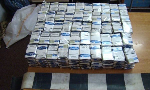 Aproximativ 24.000 de ţigarete de contrabandă confiscate de poliţiştii de frontieră - FOTO