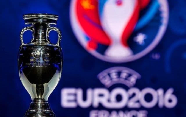 Euro 2016. România, în urna a 3-a a tragerilor la sorţi din 12 decembrie