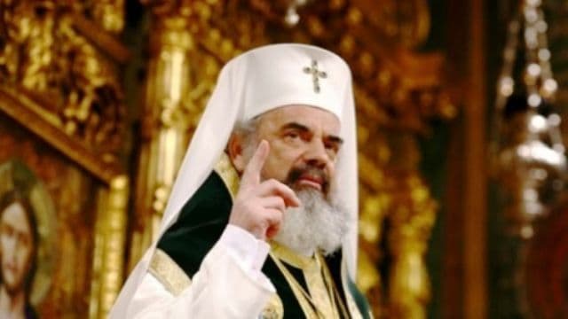 Patriarhia a trecut la concedieri după scandalul legat de tragedia din Colectiv