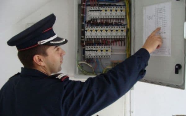 Amenzi și sancțiuni contravenționale aplicate de inspectorii ISU în urma unor controale inopinate efectuate în județ