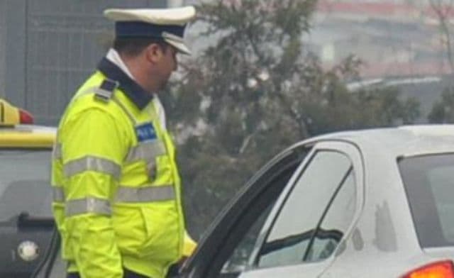 Inconştienţă în trafic! S-a urcat la volanul autoturismului deși dreptul de a conduce i-a fost suspendat