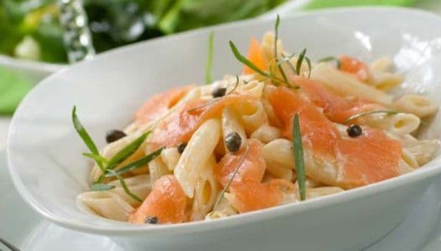 Penne cu somon și ciuperci
