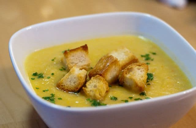 Supă-cremă de legume