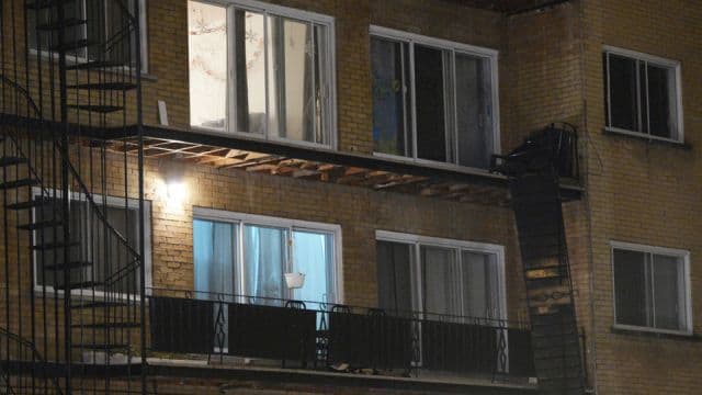 Balconul unui imobil deținut de Lucian Bute s-a prăbușit. Două persoane au murit