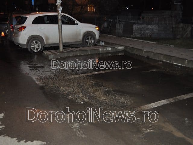 Surpriză neplăcută de sărbători: O avarie lasă zeci de dorohoieni fără apă în preajma Crăciunului - FOTO