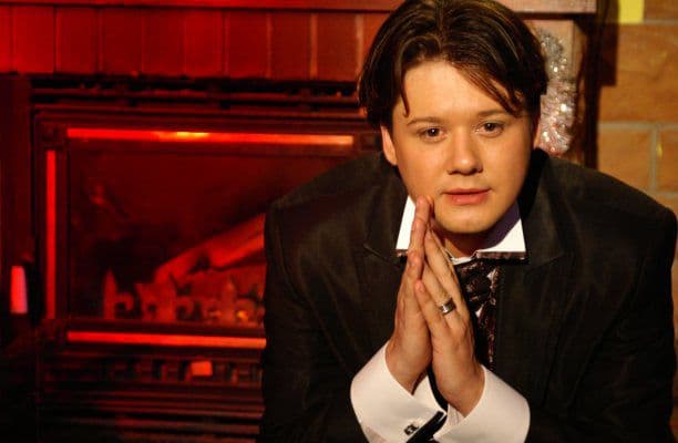 Fuego nu va mai fi Fuego. Cântăreţul Paul Surugiu renunţă la acest nume de scenă